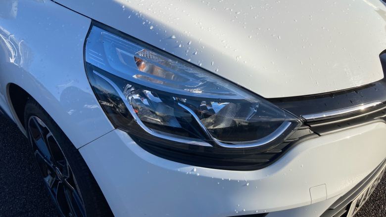 Renault Clio 0.9 TCE 90 Iconic 5dr Petrol Hatchback